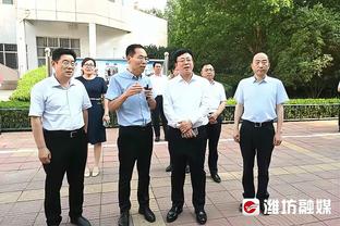 诺维茨基吃饭被认成里克-施密茨：不完全对 但我欣赏他的篮球知识